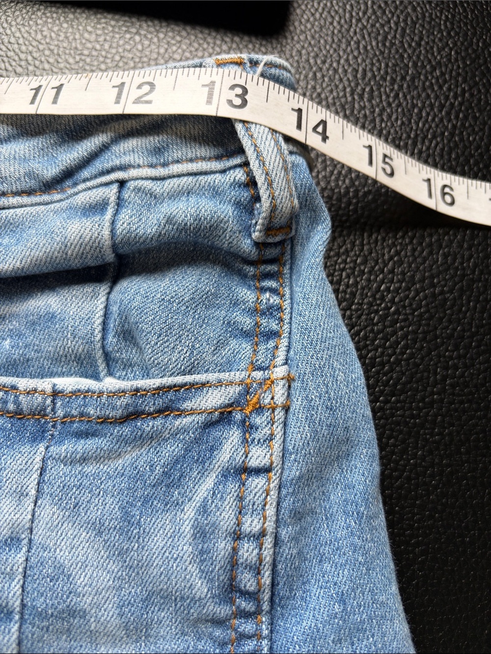 Anthropologie Pilcro The Kenna Mid Rise Barrel Jeans Valentines Heart Sz 27 - Picture 11 of 12